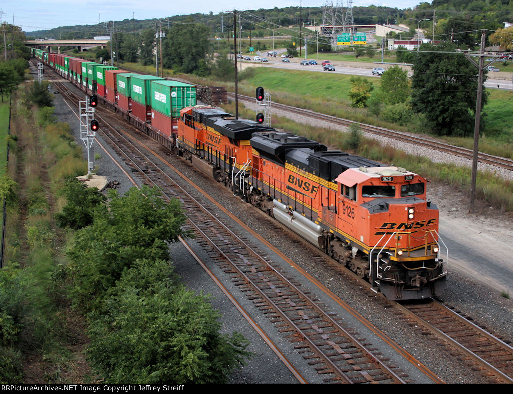 BNSF 9126